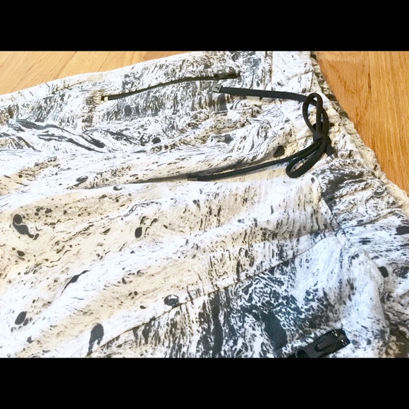 NWOT Koral Ink Series Marble Sweatpants - Picture 5 of 6